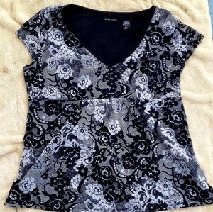 Black and white floral top